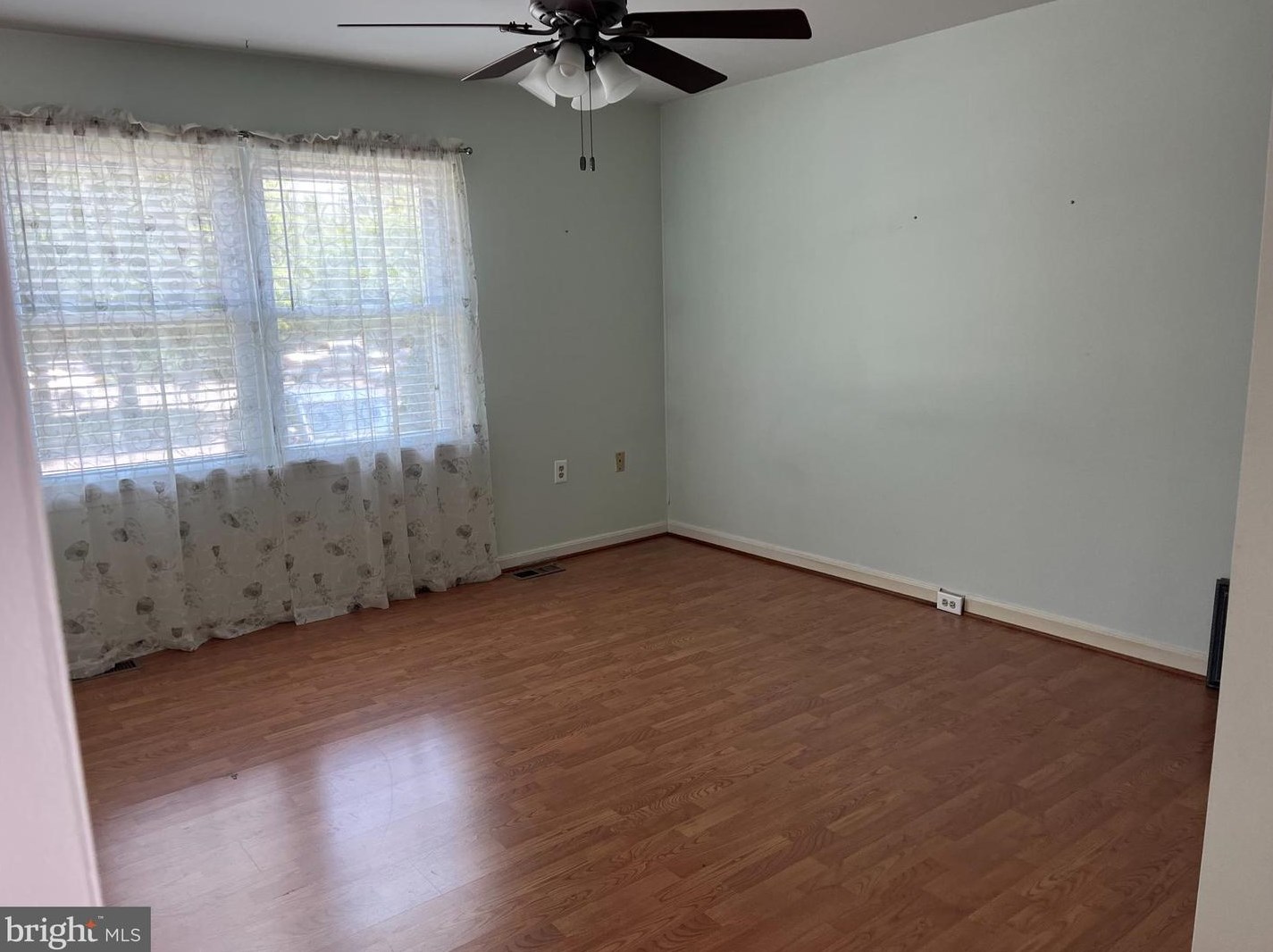 406 Windy Knoll Dr, Mount Airy MD  21771-5485 exterior