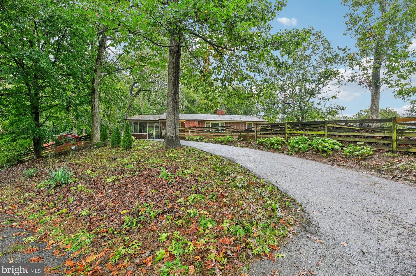 4109 Turkeyfoot Rd, Westminster, MD 21158-1532