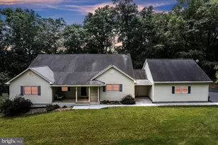 1281 Guadelupe Dr, Westminster, MD 21157 - Photo 2