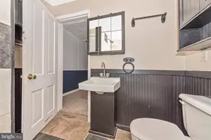 1402 Woodenbridge Ln, Mount Airy, MD 21771 - Photo 14