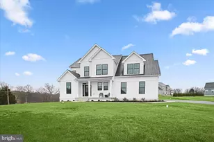 2001 Clover Dr, Finksburg, MD 21048 - Photo 1