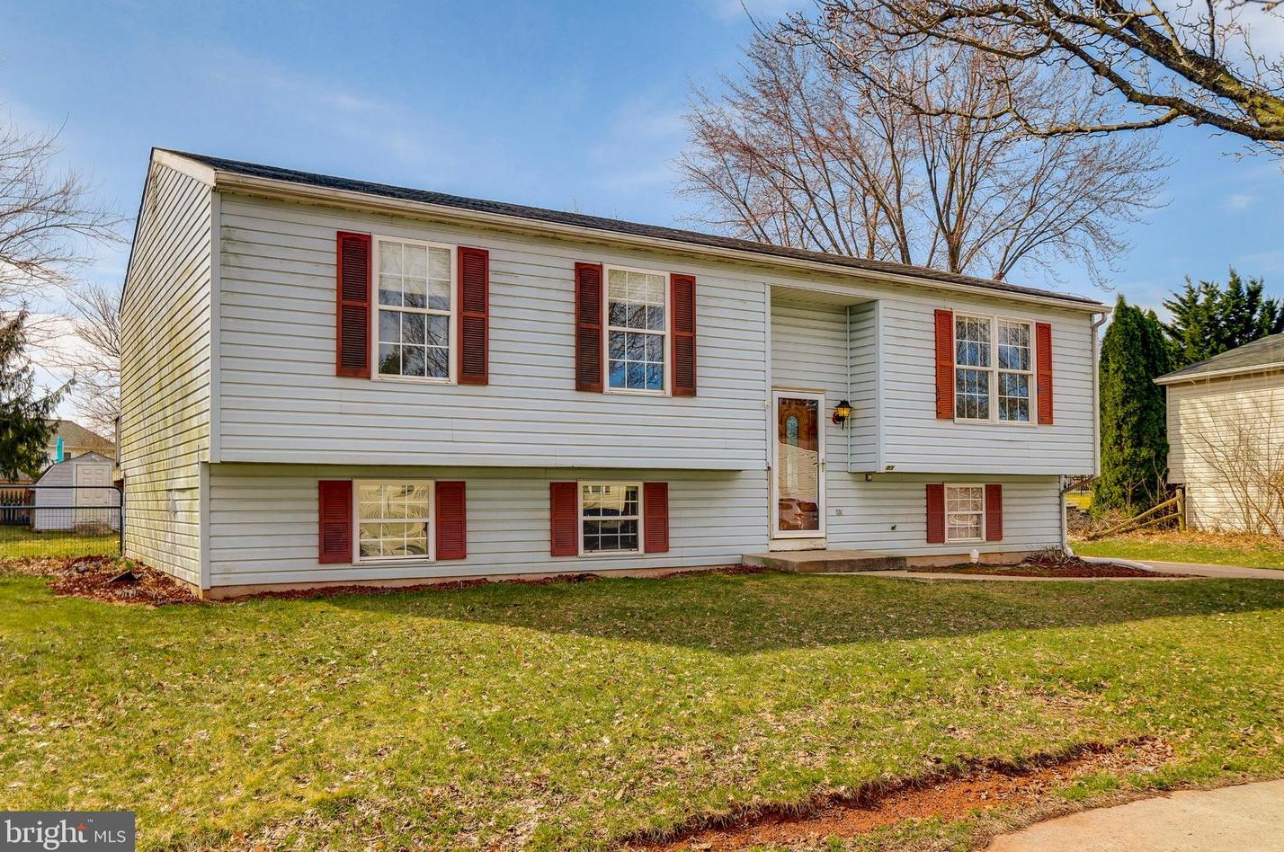 13 Tuscarora Trl, Taneytown, MD 21787-2252