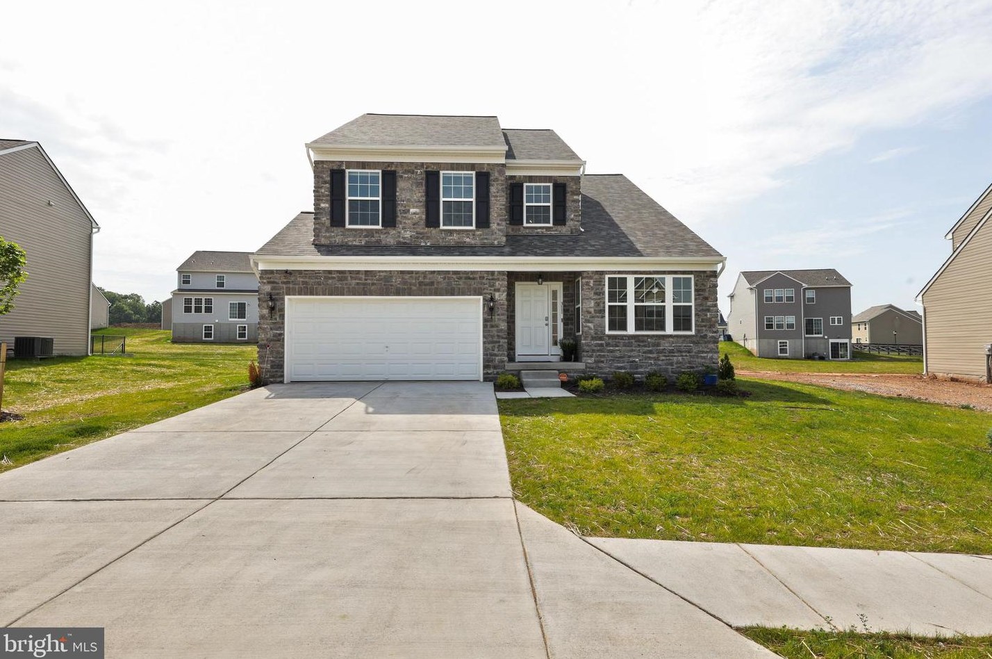 311 Colbert St, Taneytown, MD 21787