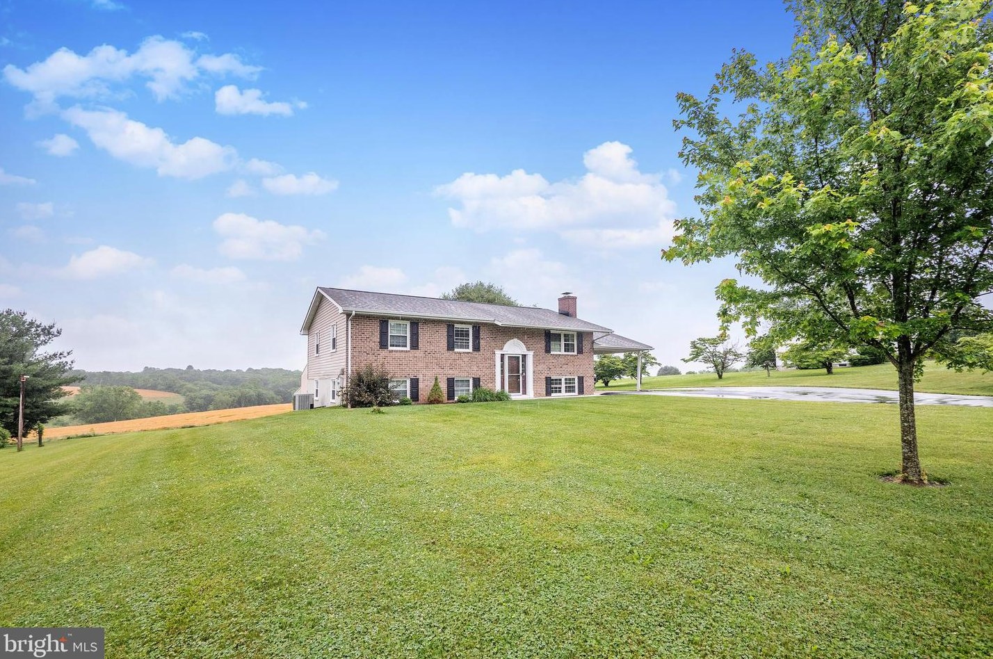7325 John Pickett Rd, Woodbine, MD 21797