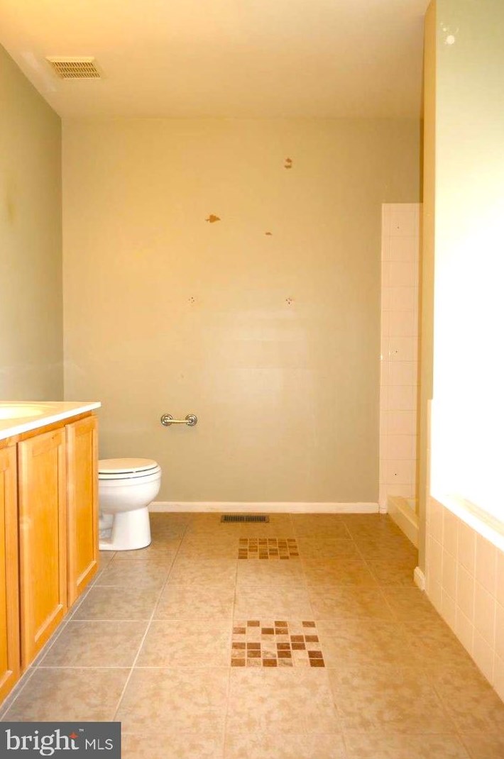 1019 Miles Ave, Cambridge MD  21613-2635 exterior