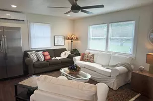 302 Glen Oak Cir, Hurlock, MD 21643 - Photo 2