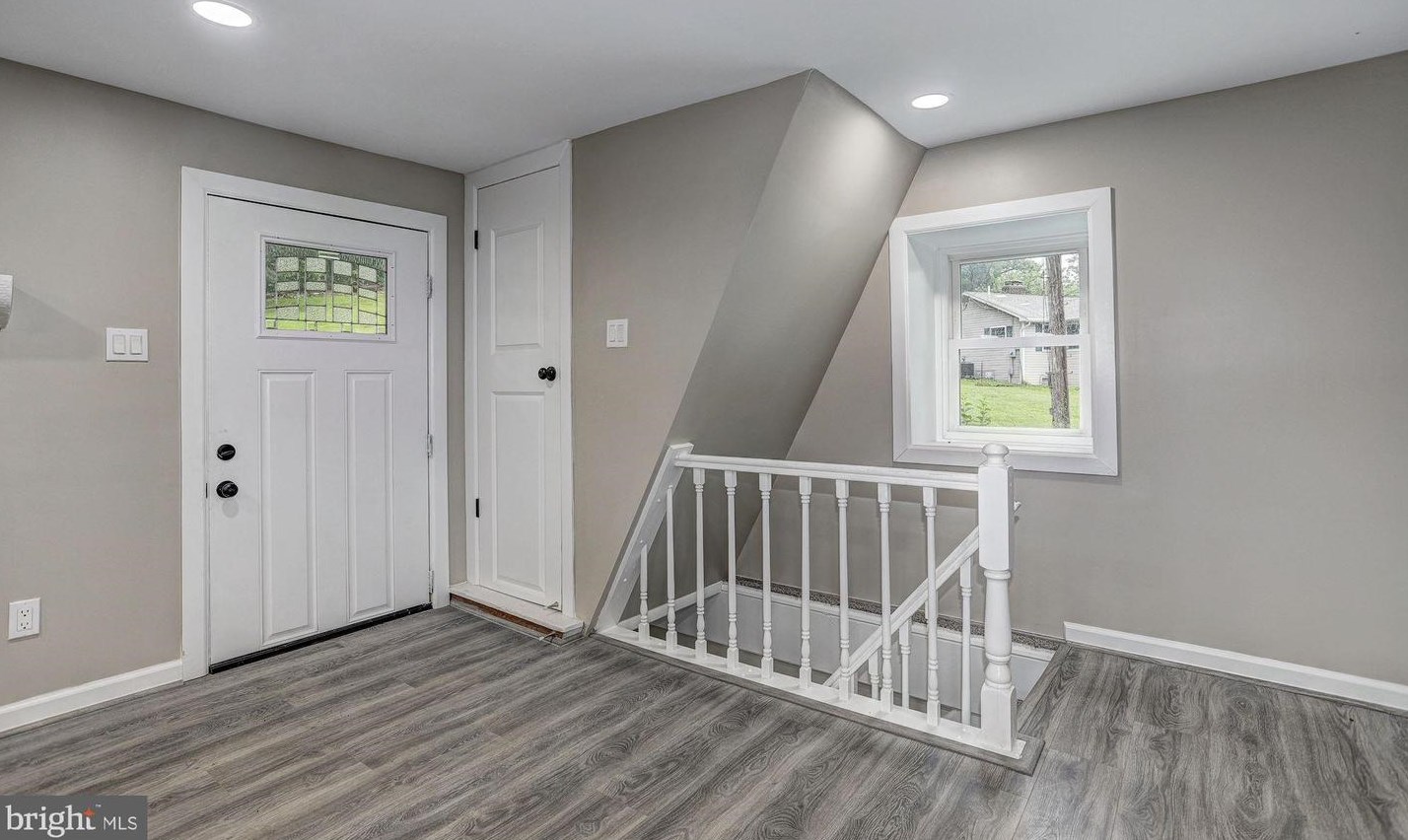 5013 Whispering Pines Ln, Frederick, MD 21702