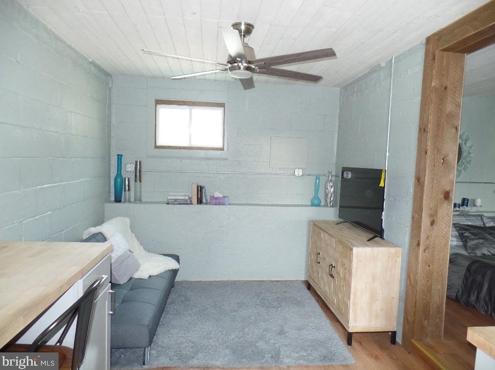 515 W Main St #b-2, Middletown, MD 21769