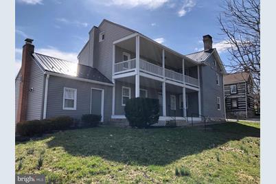 202 Jefferson - Photo 1