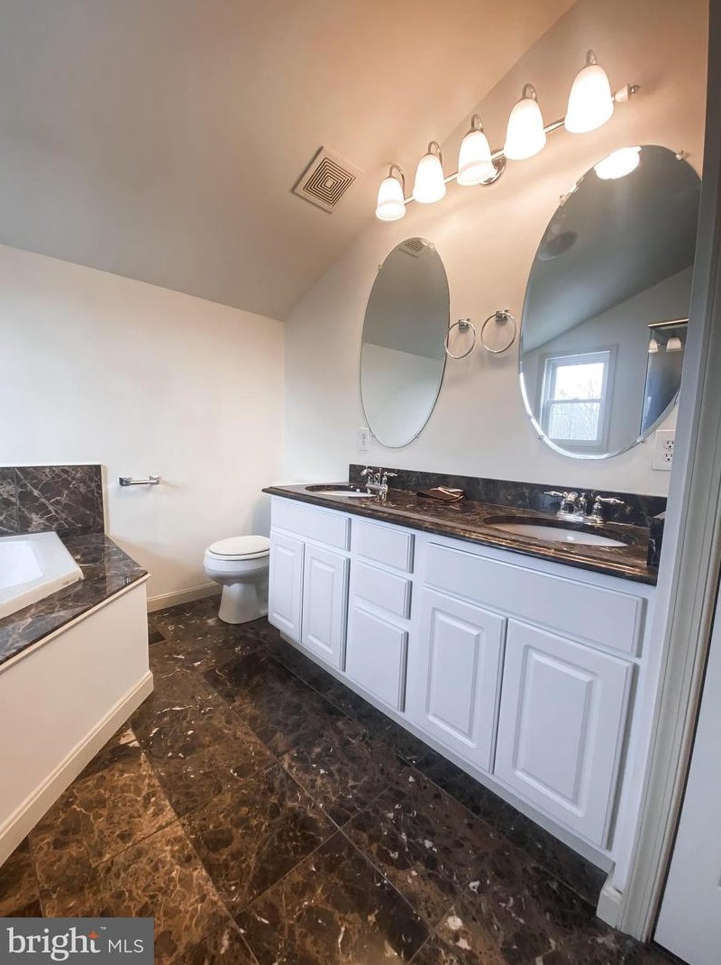 14844 Toll Rd, New Windsor MD 21776-7812 exterior