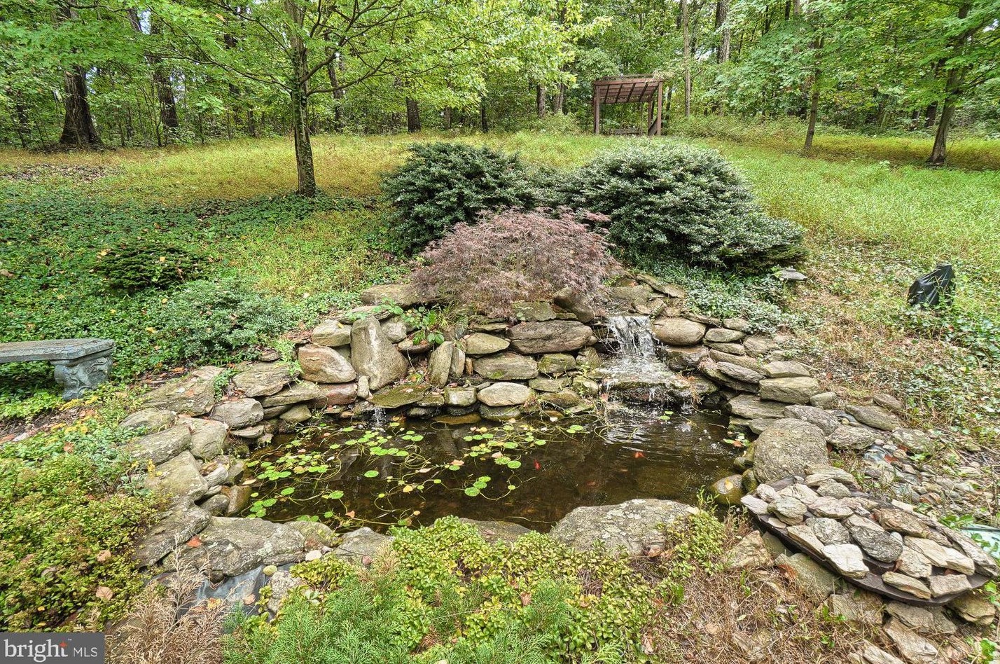 14901 Chelsea Cir, Mount Airy MD 21771-8423 exterior