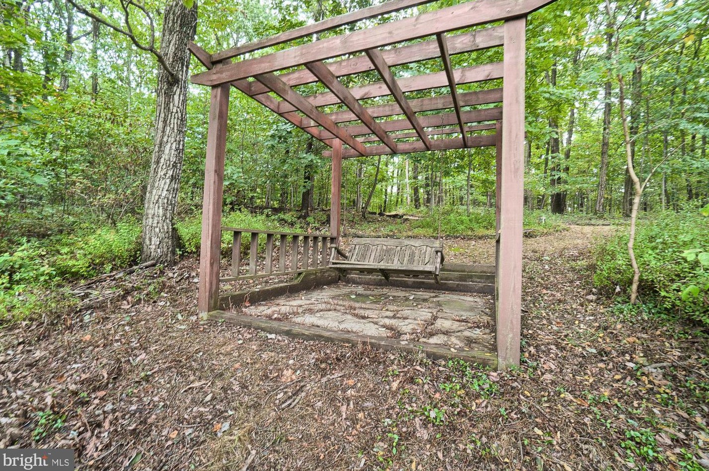 14901 Chelsea Cir, Mount Airy MD 21771-8423 exterior