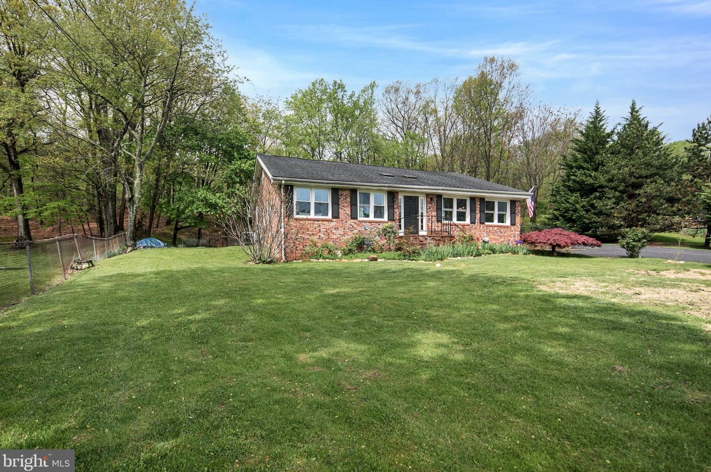 10314 Putman Rd, Frederick, MD 21702