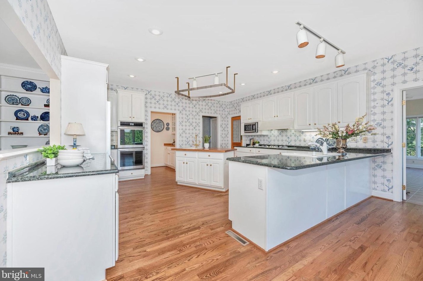 12350 Glissans Mill Rd, Mount Airy MD 21771-8514 exterior