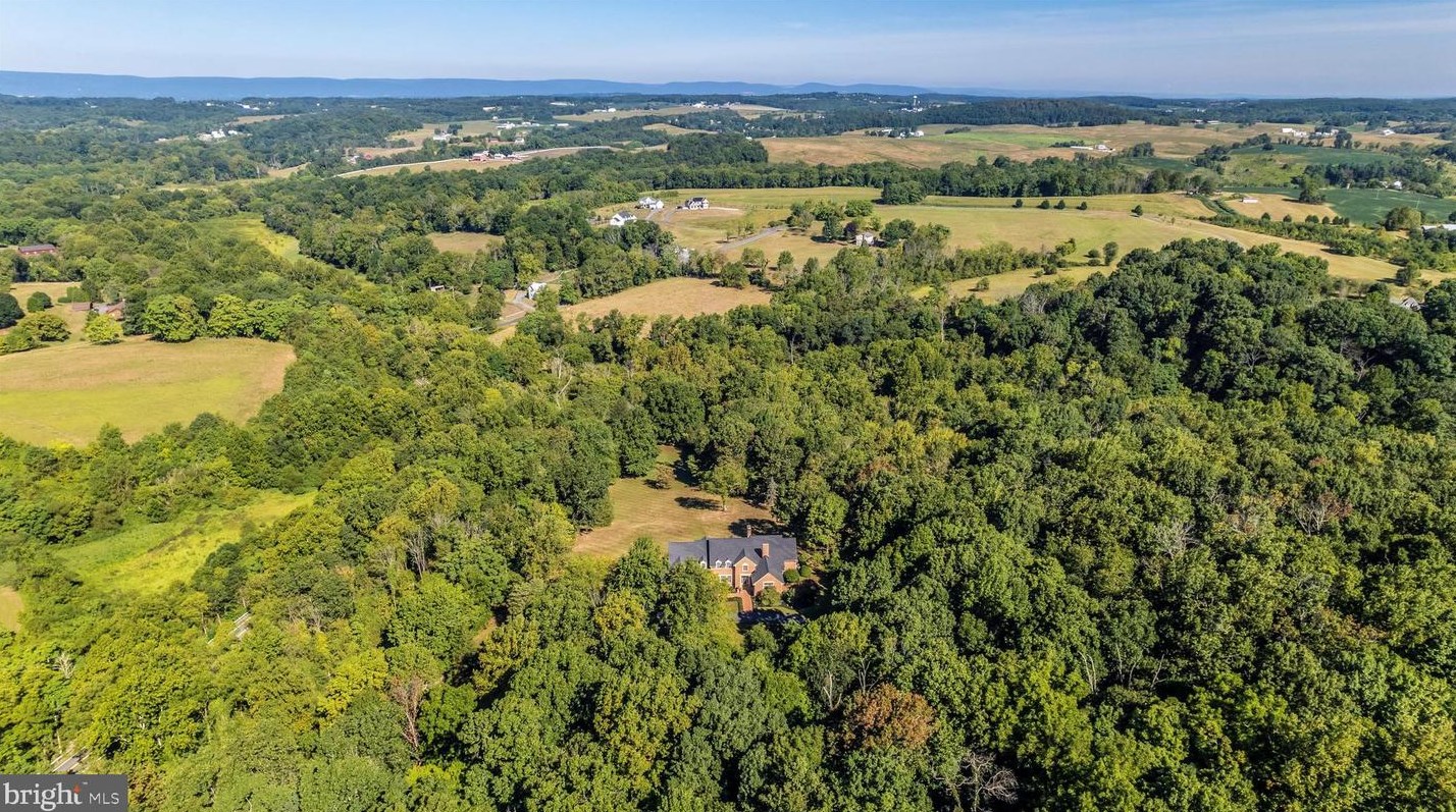 12350 Glissans Mill Rd, Mount Airy MD 21771-8514 exterior