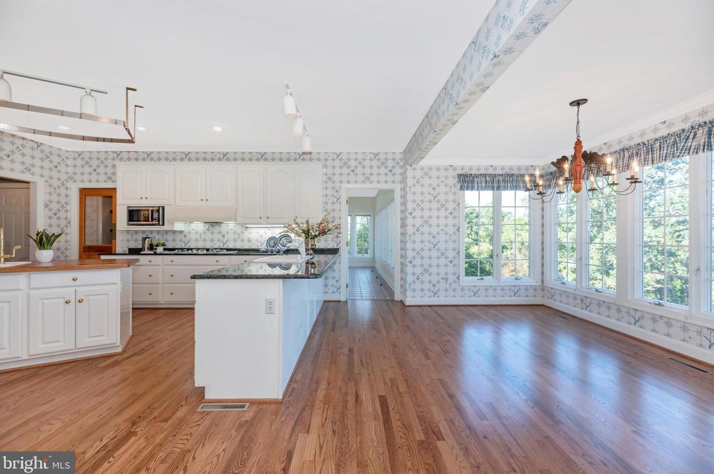 12350 Glissans Mill Rd, Mount Airy MD 21771-8514 exterior