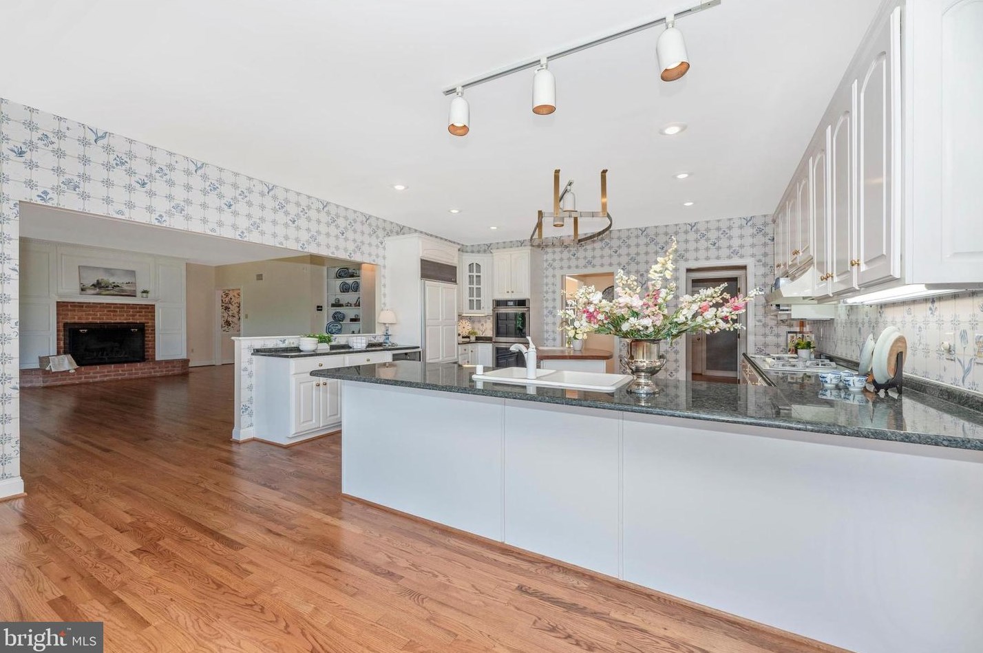 12350 Glissans Mill Rd, Mount Airy MD 21771-8514 exterior