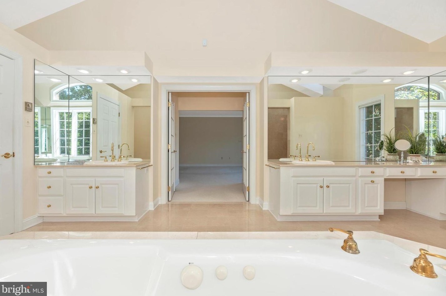 12350 Glissans Mill Rd, Mount Airy MD 21771-8514 exterior