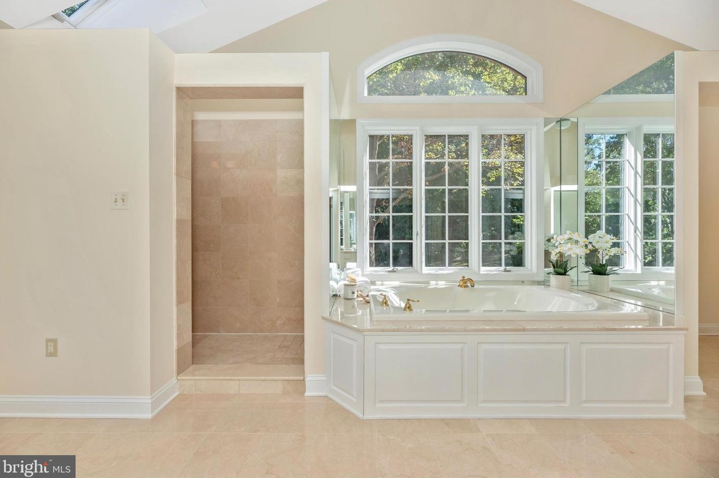 12350 Glissans Mill Rd, Mount Airy MD 21771-8514 exterior