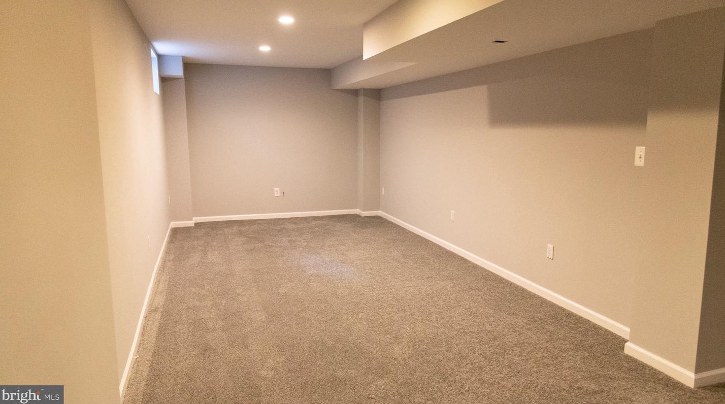 14903 Chelsea Cir, Mount Airy MD  21771-8423 exterior