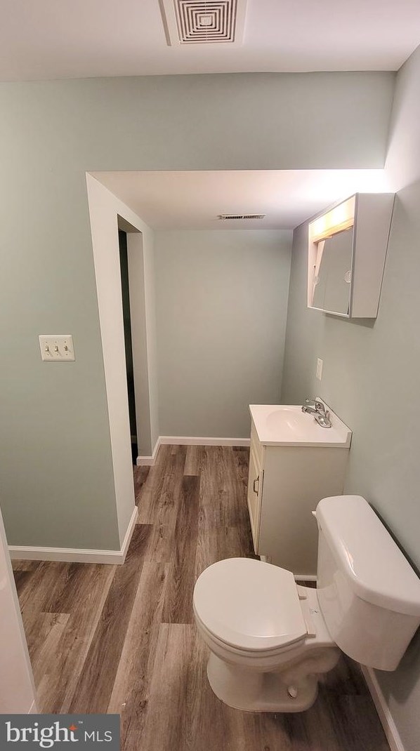 14903 Chelsea Cir, Mount Airy MD  21771-8423 exterior