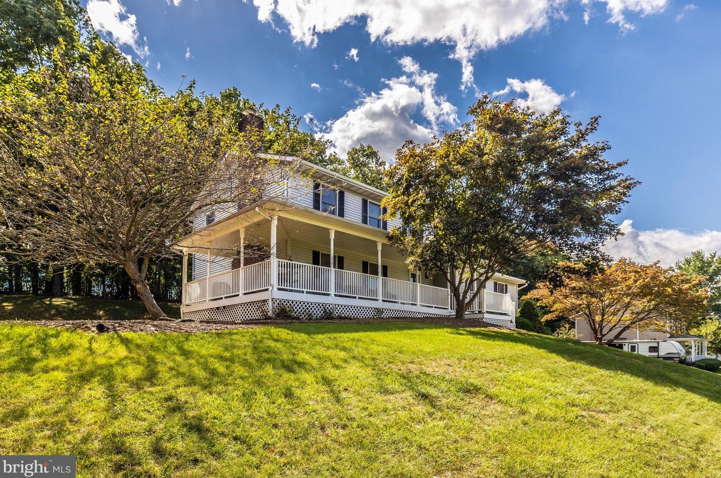 5555 Cindy Ct, Mount Airy, MD 21771