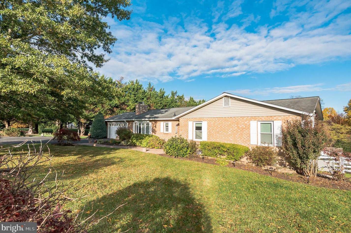 12558 Quiet Stream Ct, Mount Airy MD 21771-4842 exterior