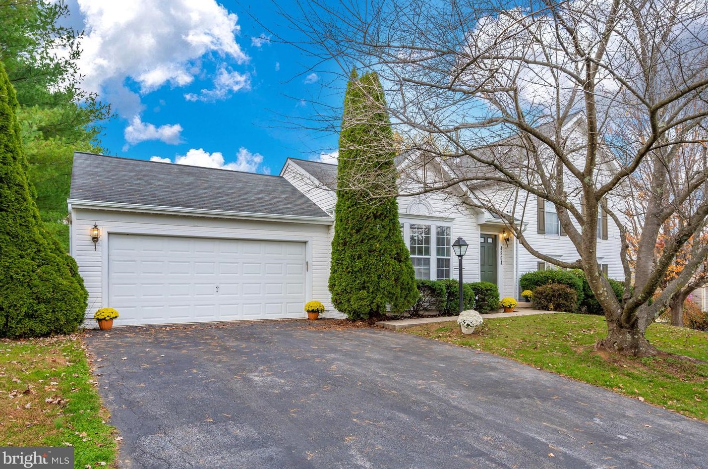 4904 Shelburne Ct, Jefferson, MD 21755