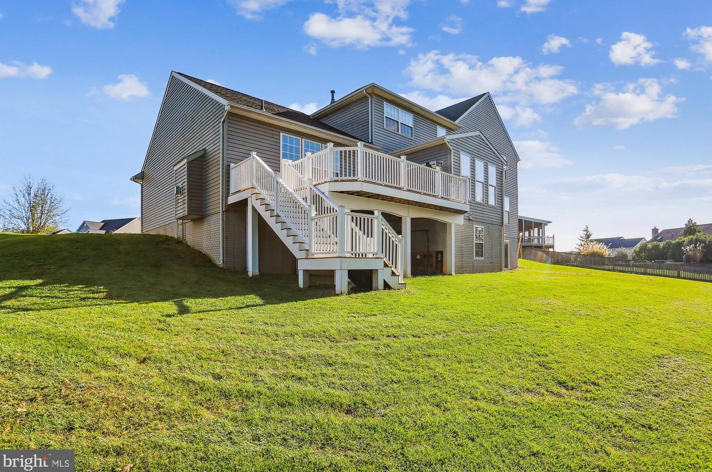 5921 Union Ridge Ct, Adamstown MD  21710-9464 exterior