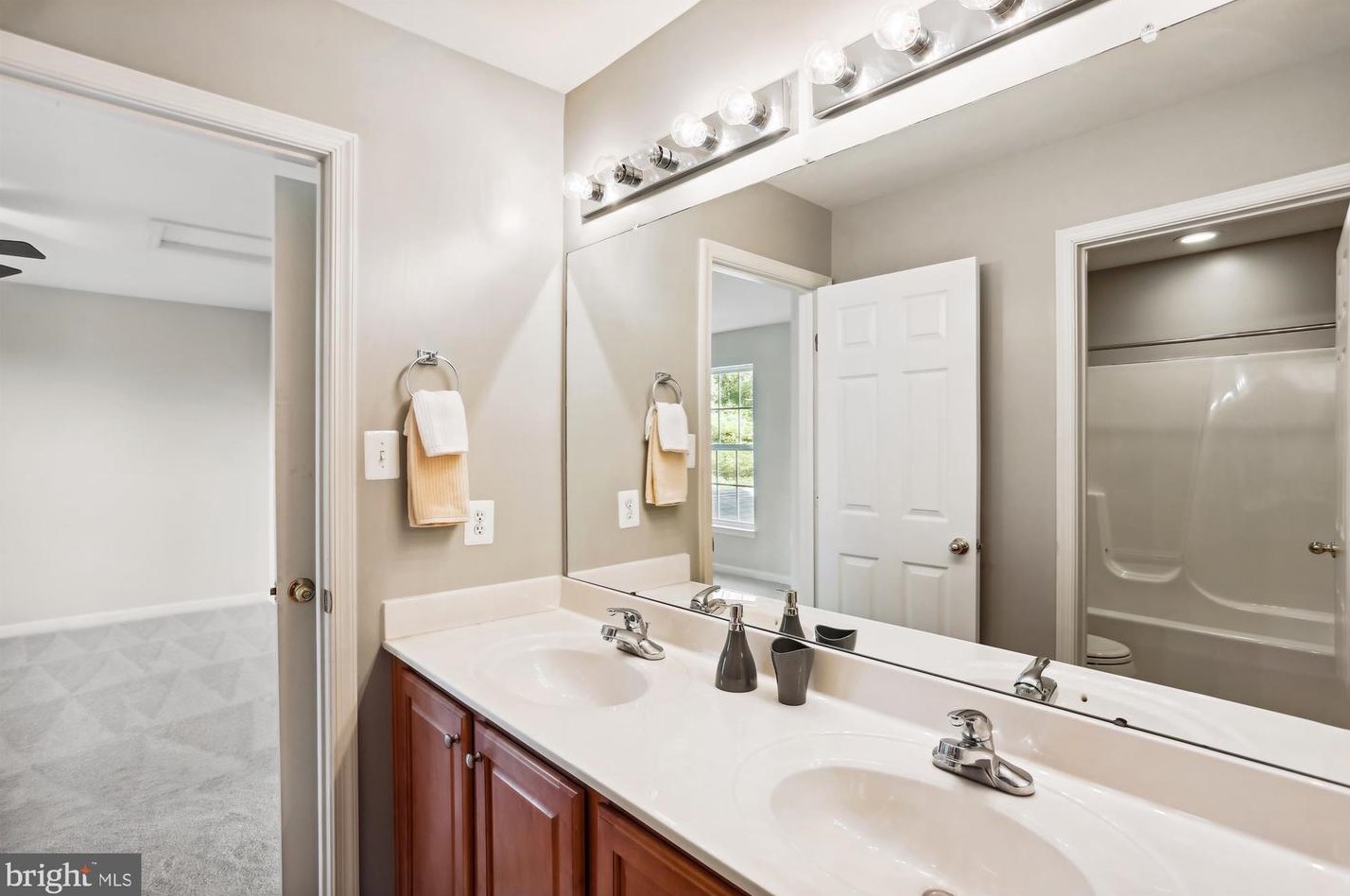 5921 Union Ridge Ct, Adamstown MD  21710-9464 exterior