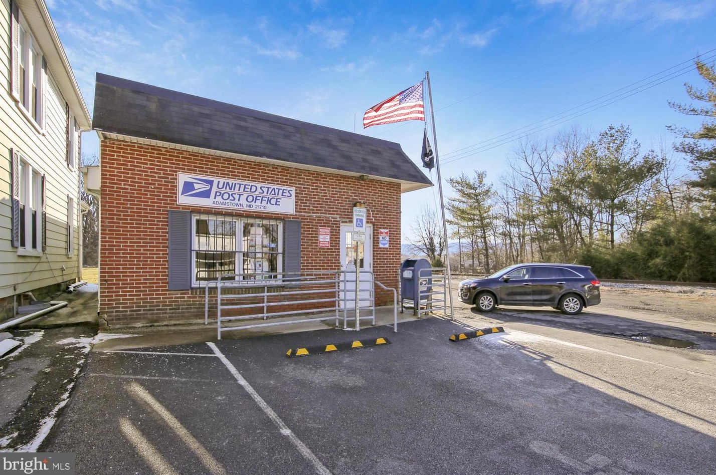 5921 Union Ridge Ct, Adamstown MD  21710-9464 exterior