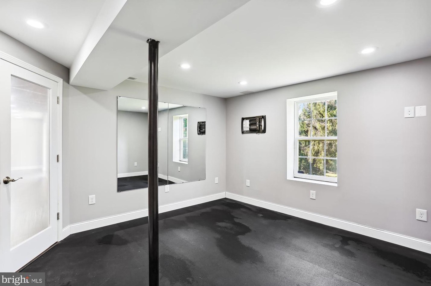 5921 Union Ridge Ct, Adamstown MD  21710-9464 exterior