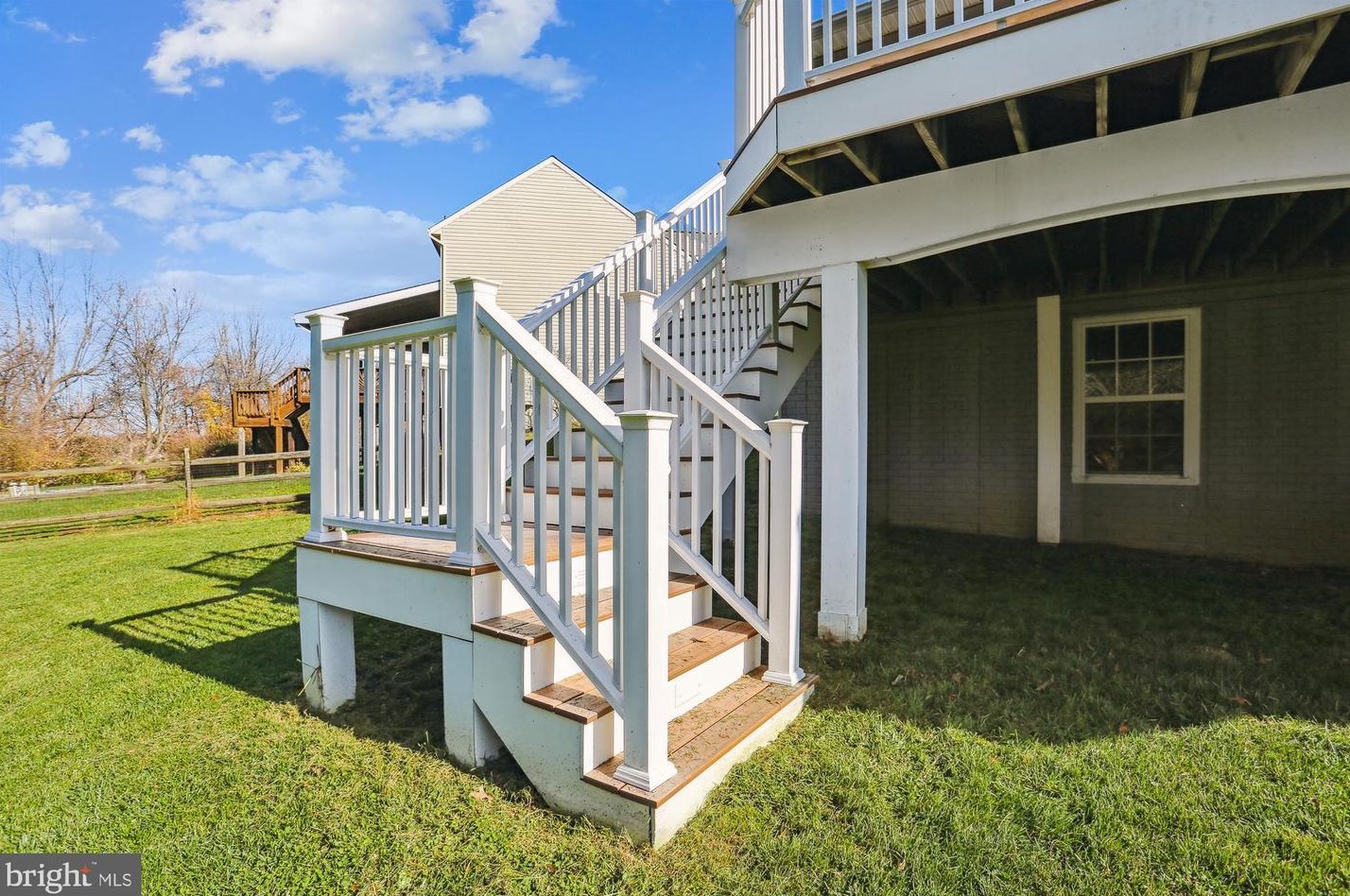 5921 Union Ridge Ct, Adamstown MD  21710-9464 exterior