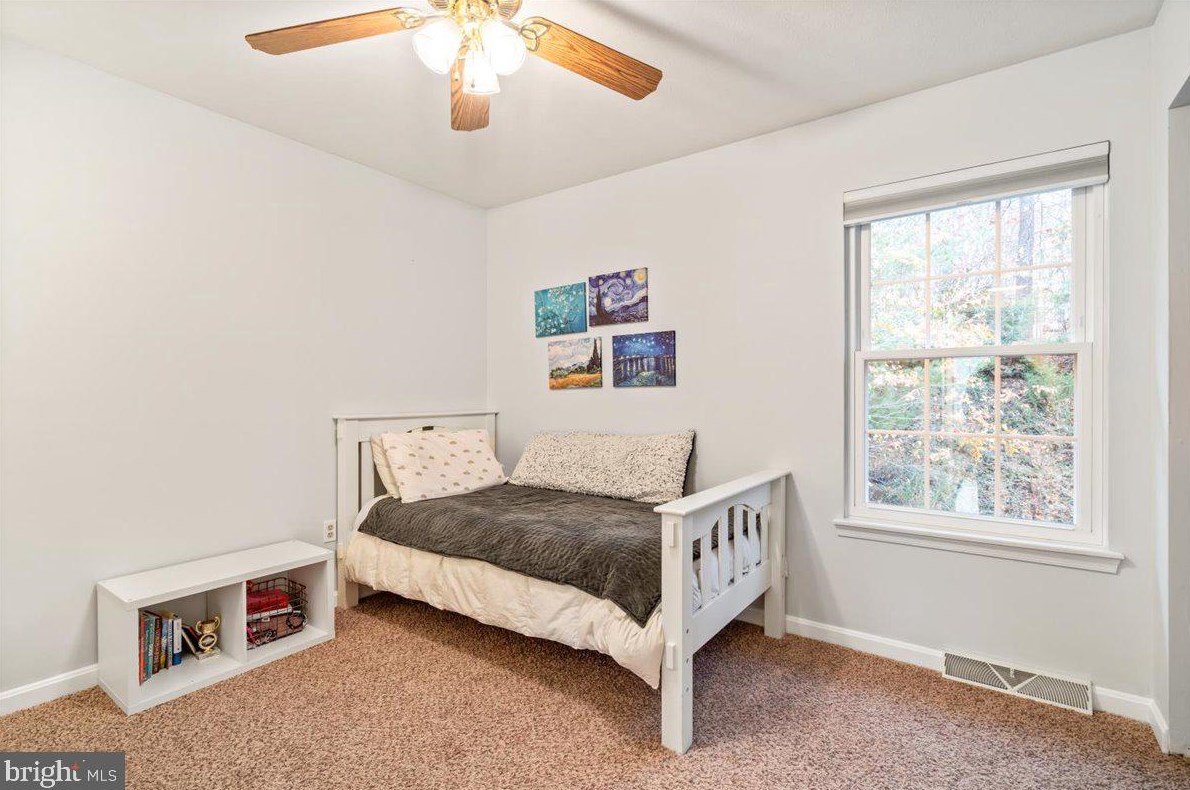 4062 Lomar Dr, Mount Airy MD  21771-4559 exterior