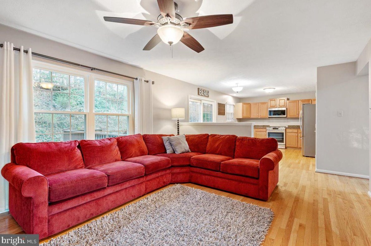 4062 Lomar Dr, Mount Airy MD  21771-4559 exterior