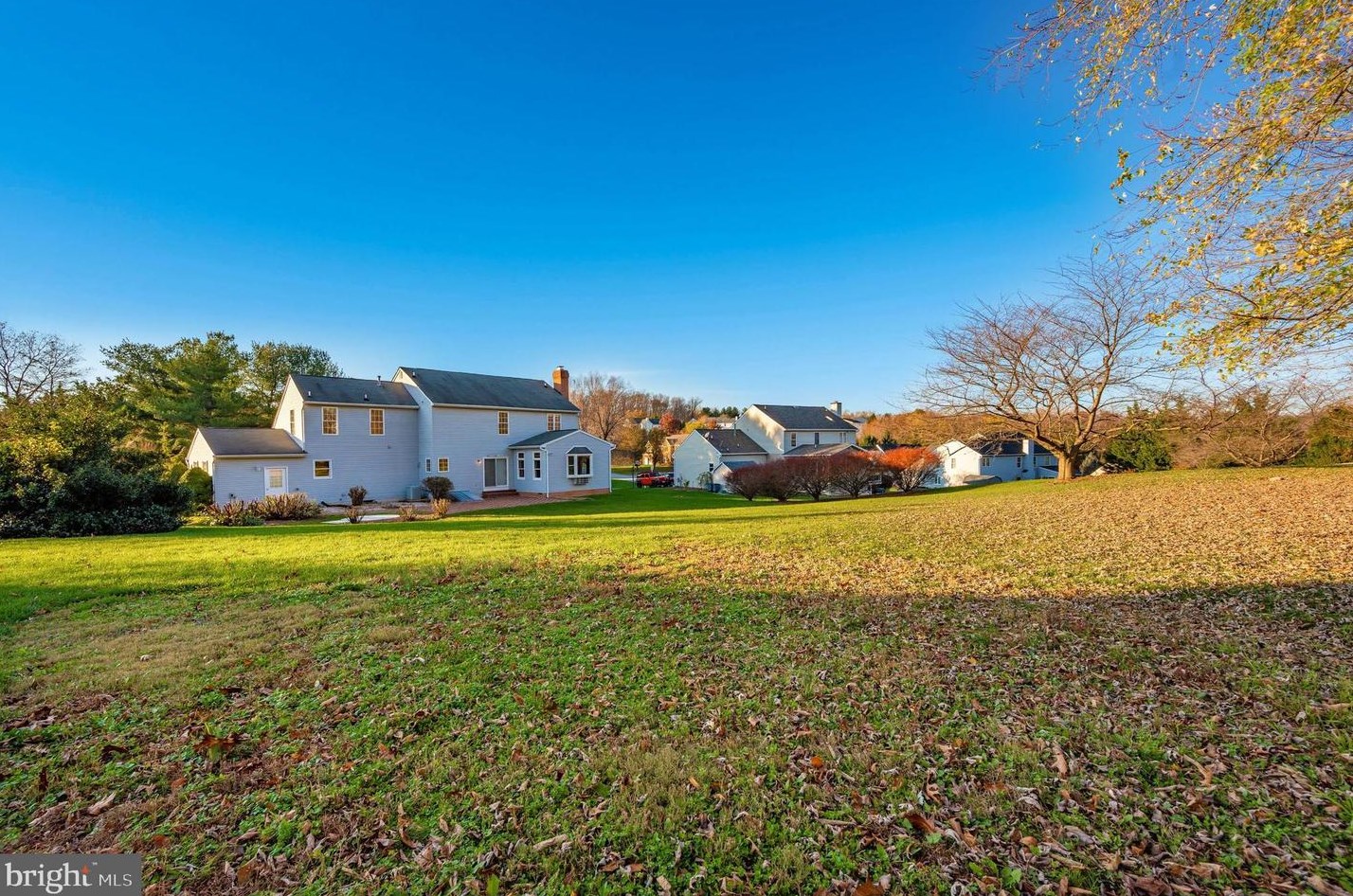 4011 Lomar Dr, Mount Airy MD 21771-4572 exterior