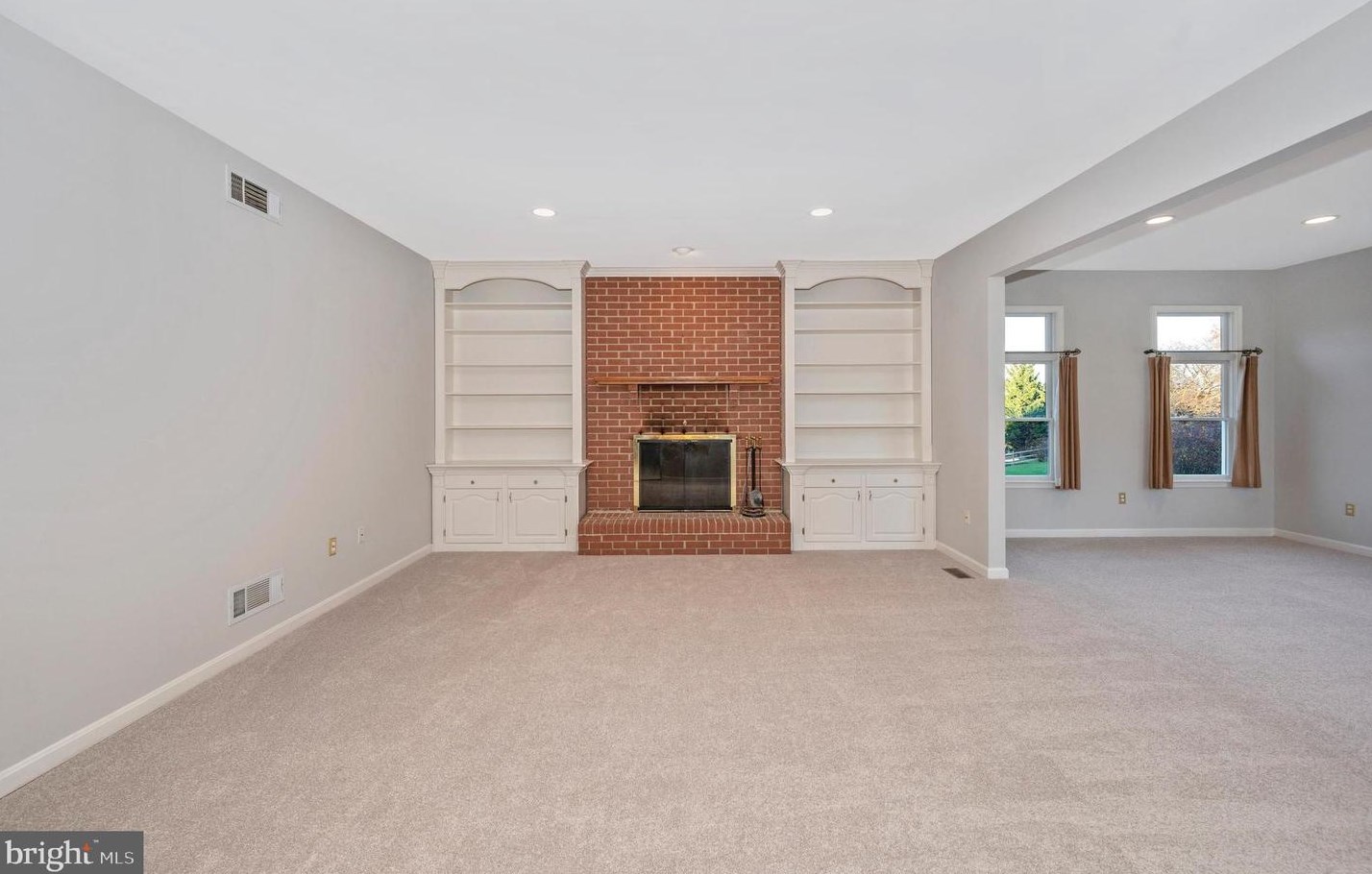 4011 Lomar Dr, Mount Airy MD 21771-4572 exterior