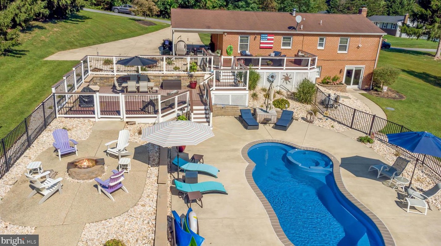 5310 Legion Dr, Mount Airy MD  21771-5704 exterior