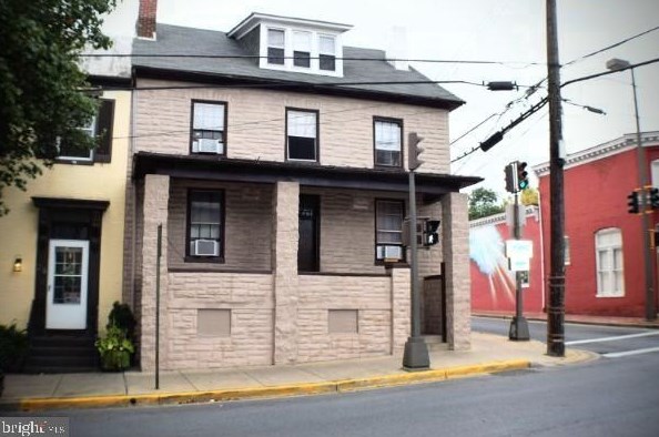 30 W All Saints St, Frederick, MD 21701