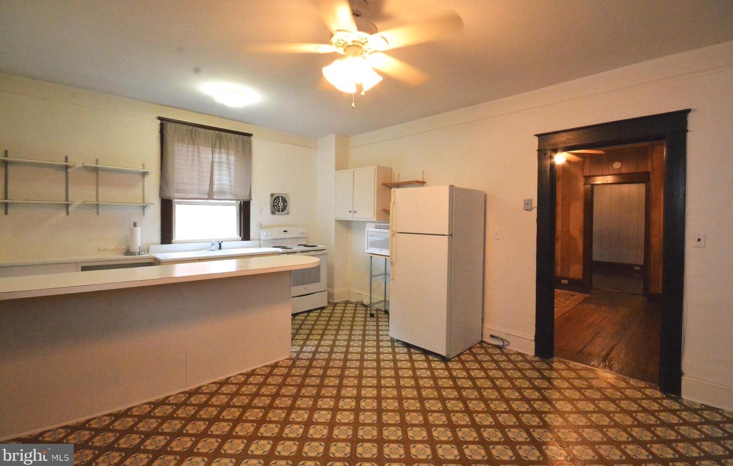 5 W Main St #3, Middletown, MD 21769