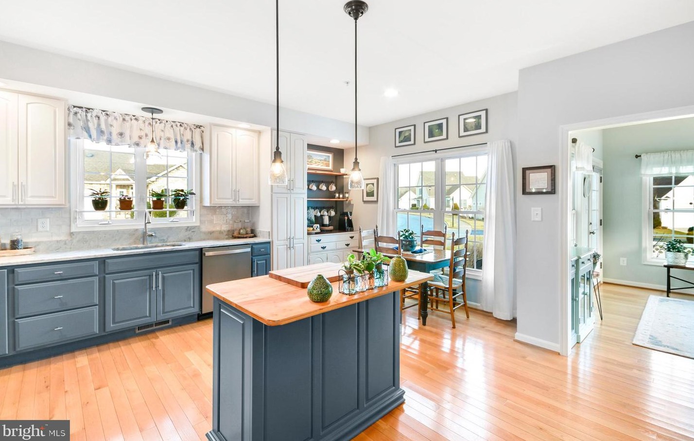 2 Lauber Ct, Middletown, MD 21769