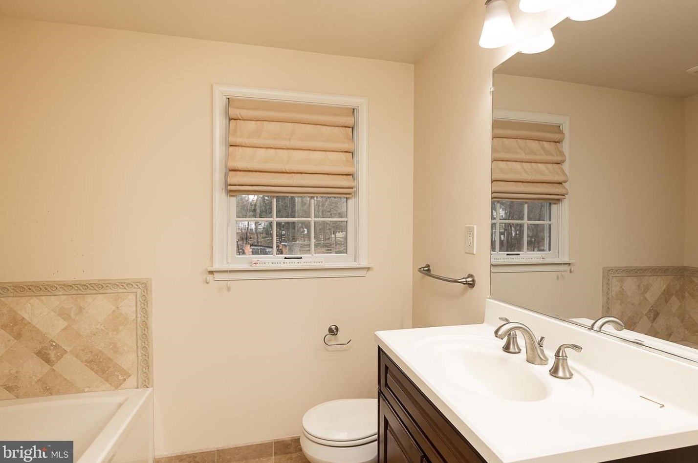 4407 Molesworth Ter, Mount Airy MD  21771-4821 exterior