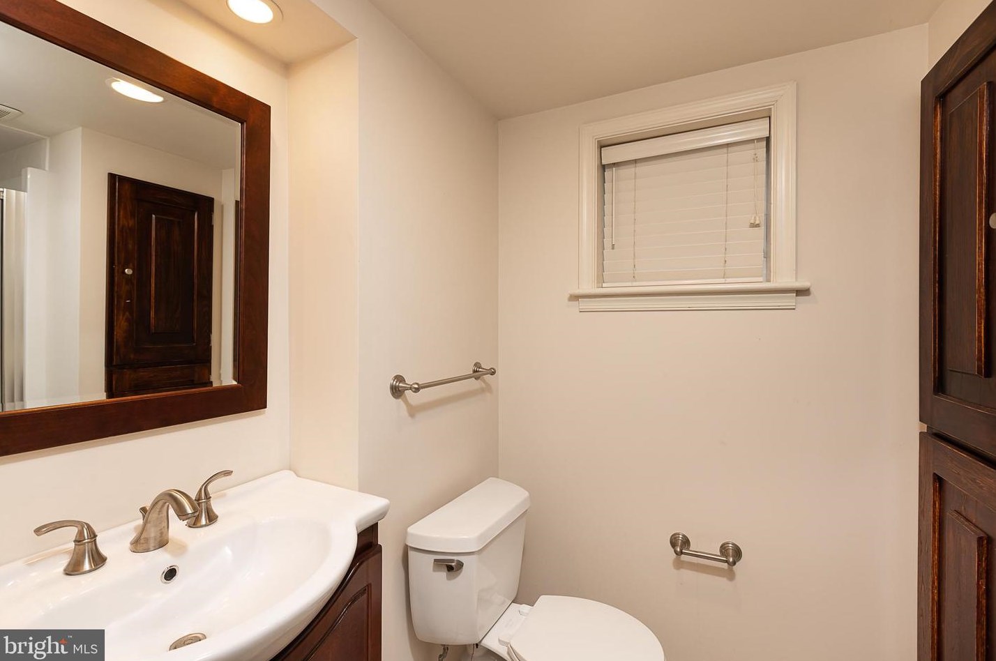 4407 Molesworth Ter, Mount Airy MD  21771-4821 exterior