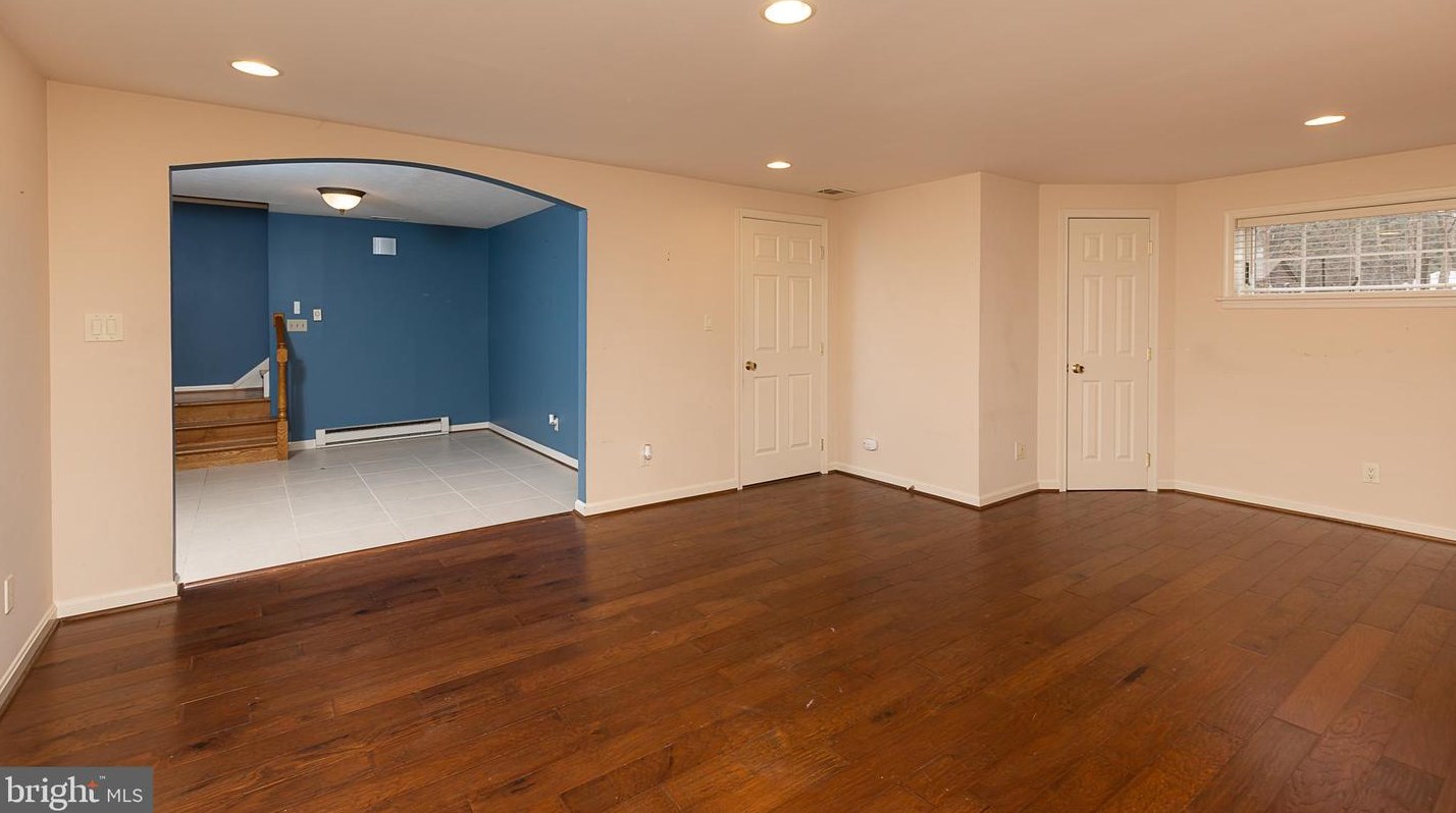 4407 Molesworth Ter, Mount Airy MD  21771-4821 exterior