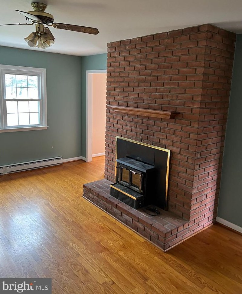 10628 Old Frederick Rd, Graceham, MD 21788