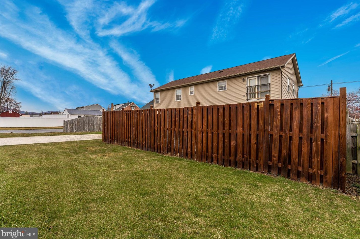 407 N Church St, Graceham, MD 21788