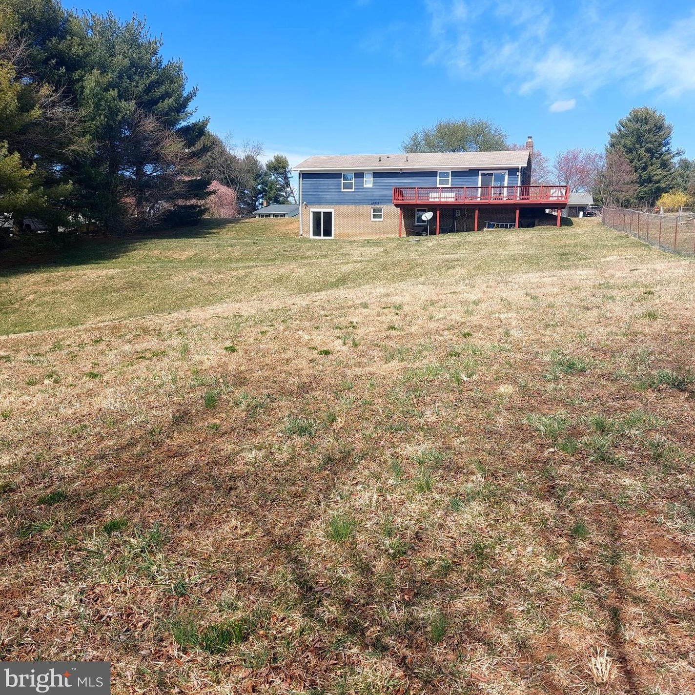 12641 Molesworth Dr, Mount Airy MD  21771-4829 exterior