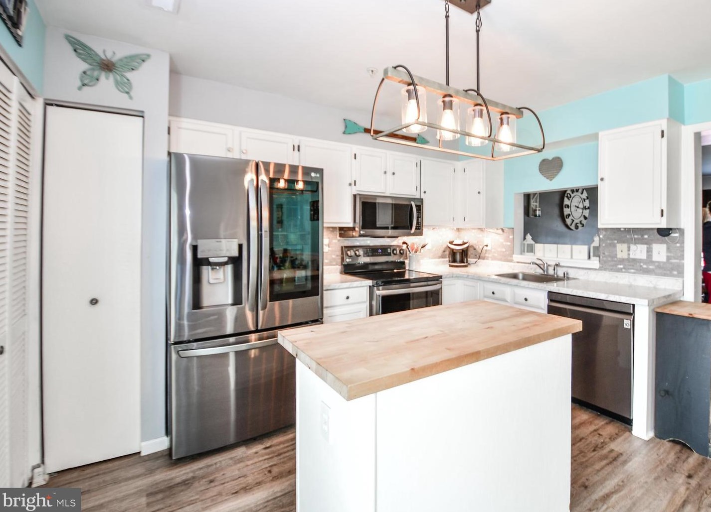 8 Old Oak Pl, Graceham, MD 21788