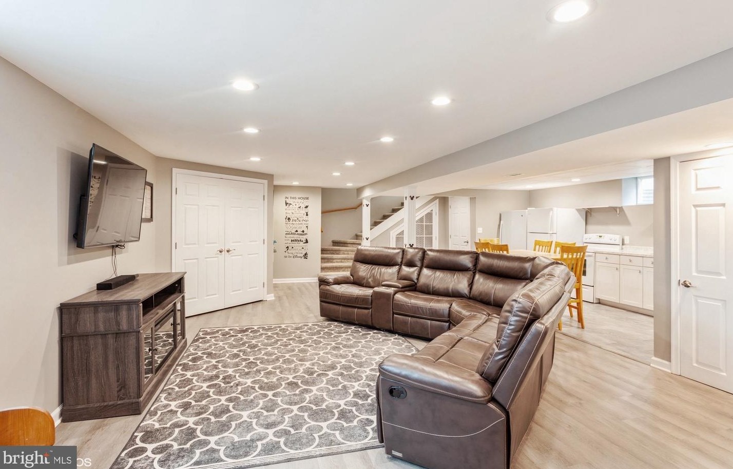 14336 Shirley Bohn Rd, Mount Airy MD 21771-7630 exterior