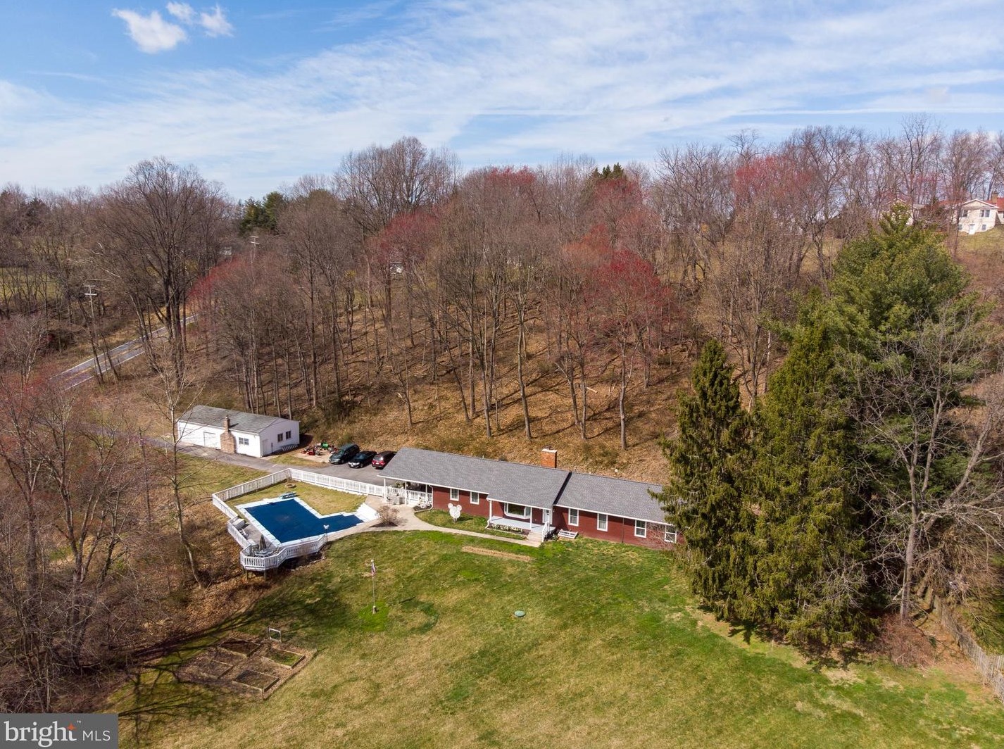 14336 Shirley Bohn Rd, Mount Airy MD 21771-7630 exterior